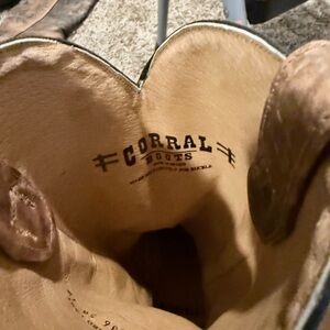 Corral Brown Leather Western Boots with Tan Interior